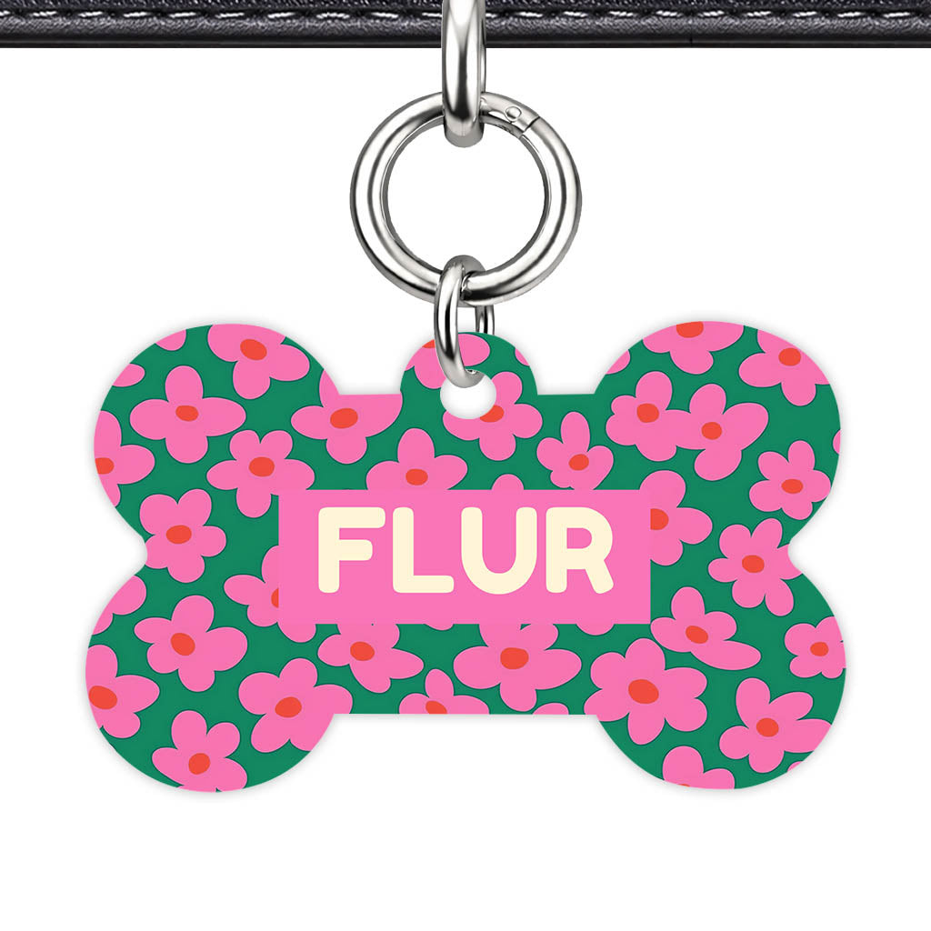 Pink Daisies Classic Pet ID Tag (Dog Tag & Cat Tag)