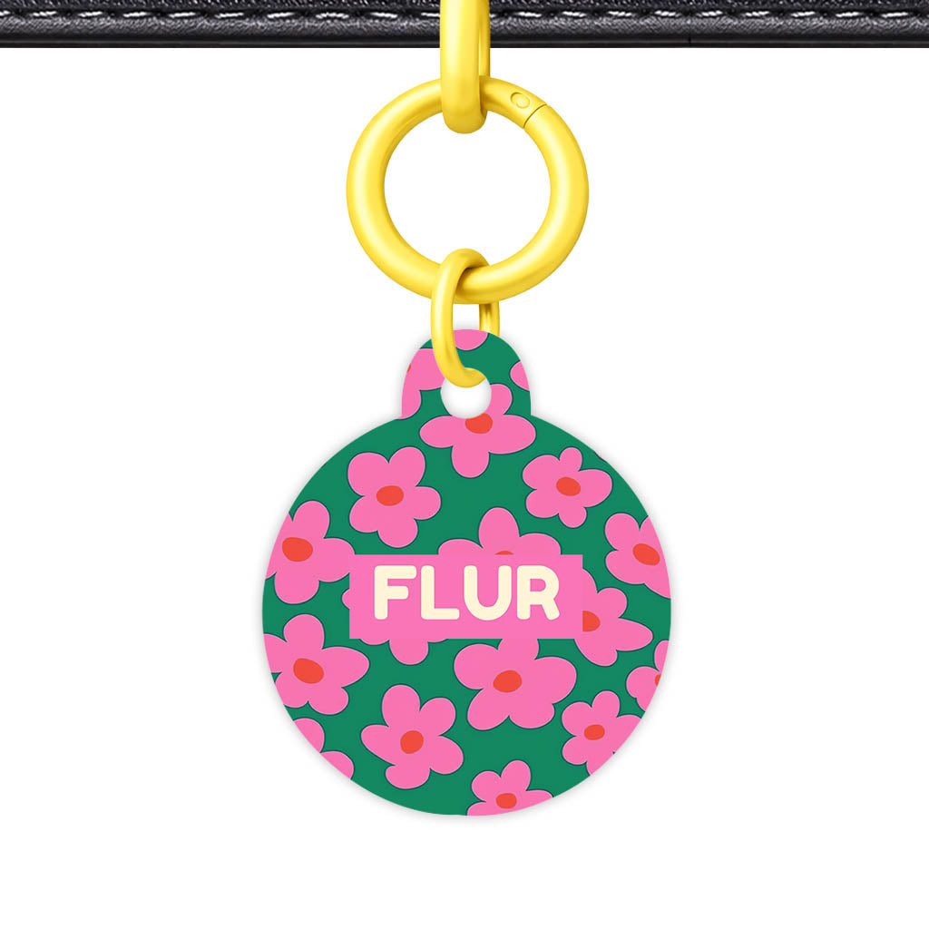 Pink Daisies Classic Pet ID Tag (Dog Tag & Cat Tag)