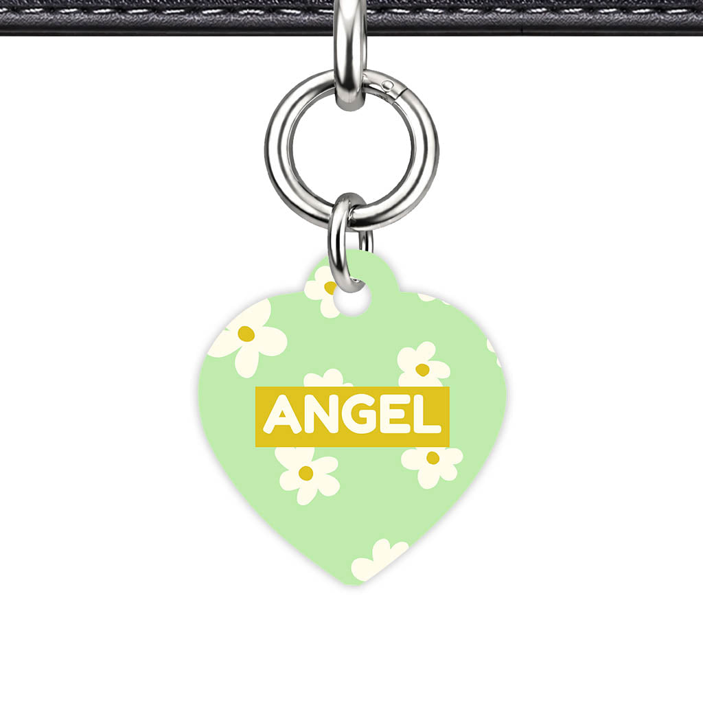Daisies Green QR Smart Pet Id Tag Tag (Dog Tag & Cat Tag)
