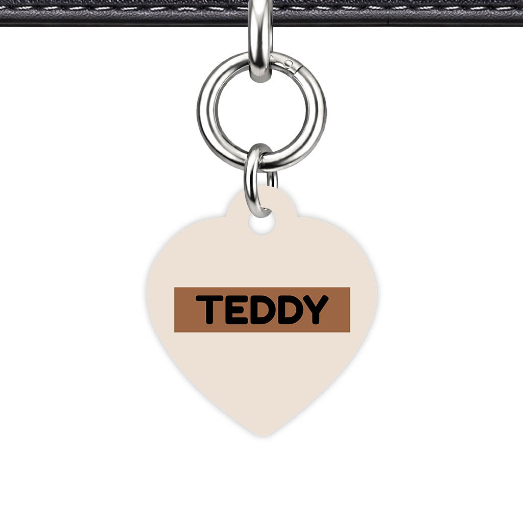 Beige Classic Pet Id - detail view