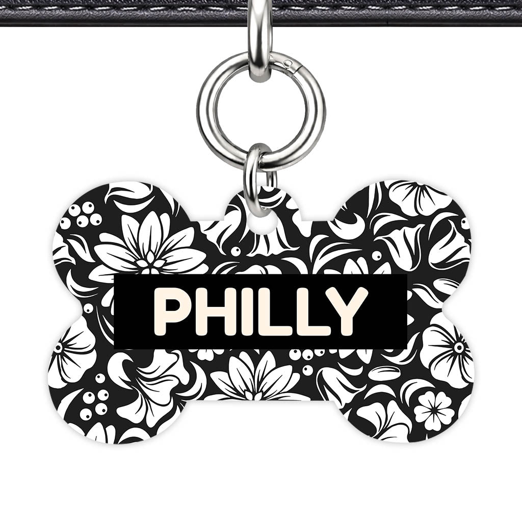 Black and White Flora QR Smart Pet Id Tag (Dog Tag & Cat Tag)