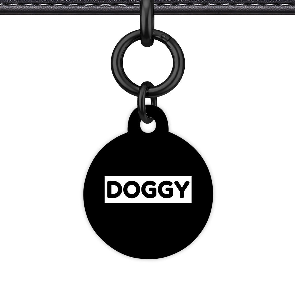 Black & White Circle Shape Black Ring QR Smart Pet ID Tag