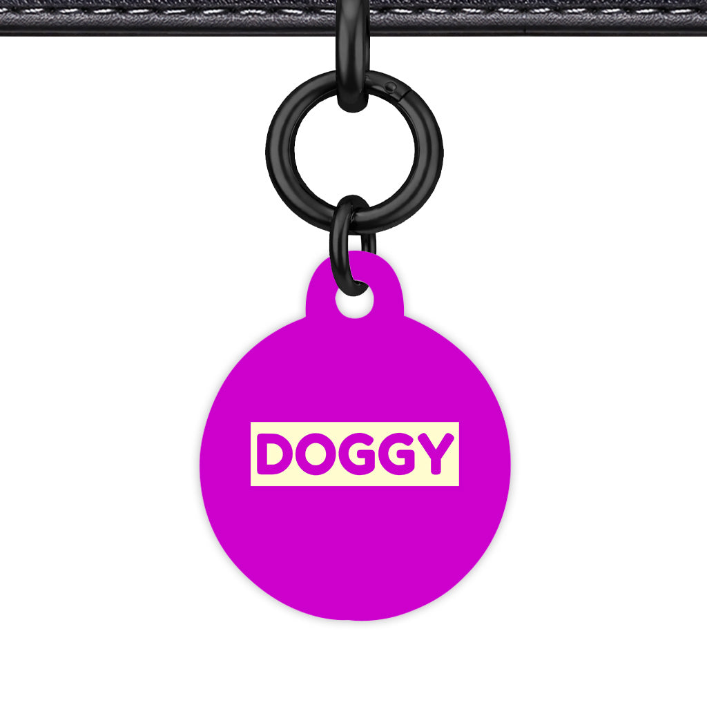 Deep Magenta & Cream Circle Shape Black Ring Classic Pet ID Tag
