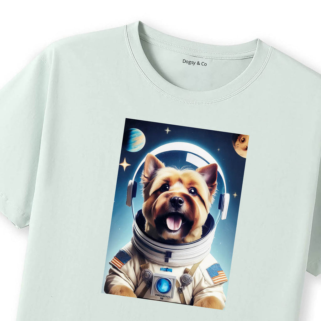 Mint T-Shirt Close Up