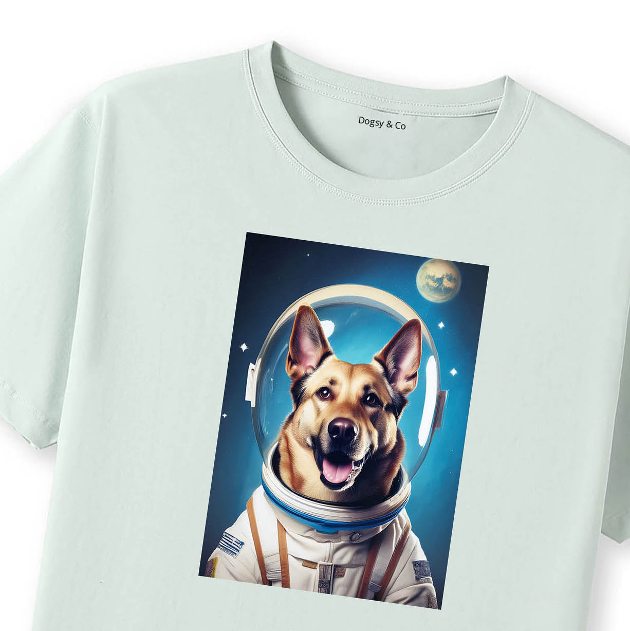Mint T-Shirt Close Up