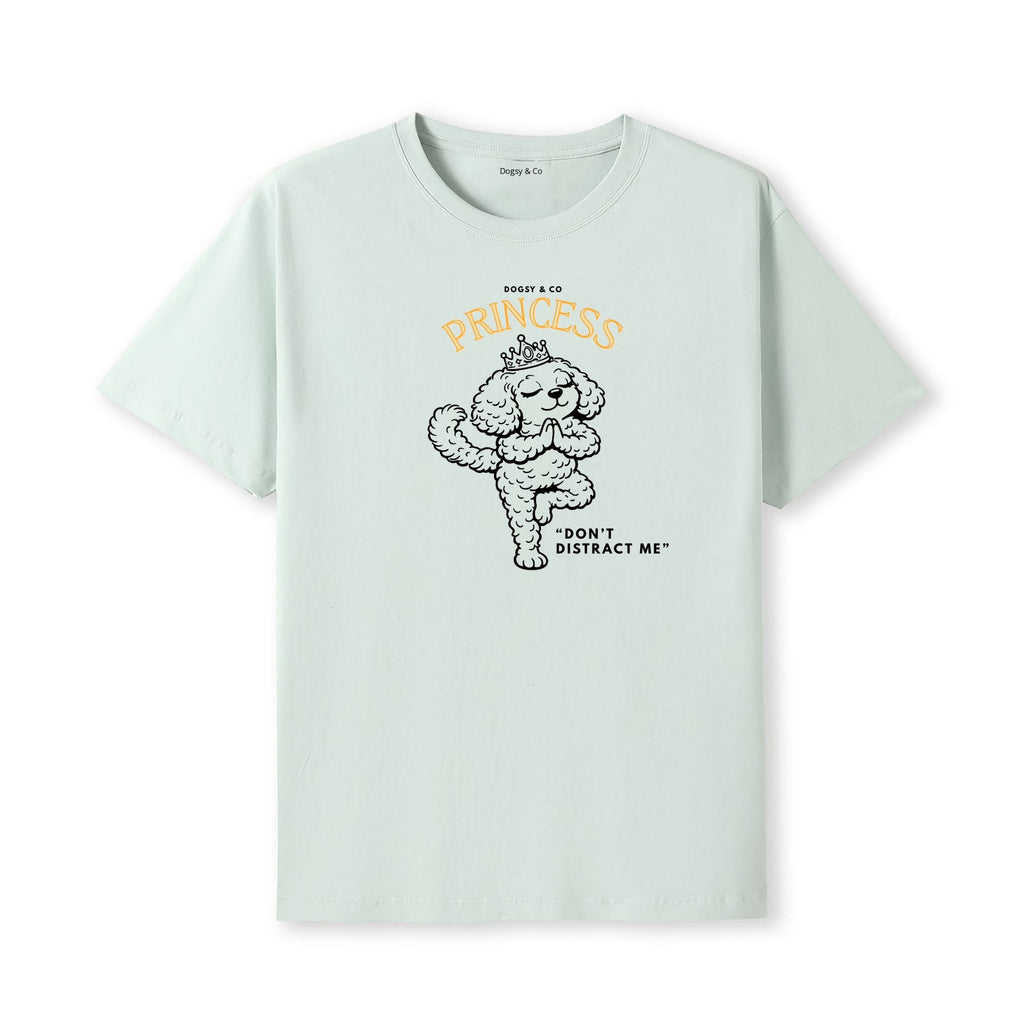 Princess Oodle Dont distract me T‑Shirt - Poodle X