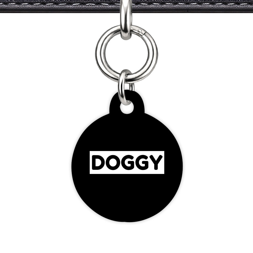 Black & White Circle Shape Silver Ring QR Smart Pet ID Tag