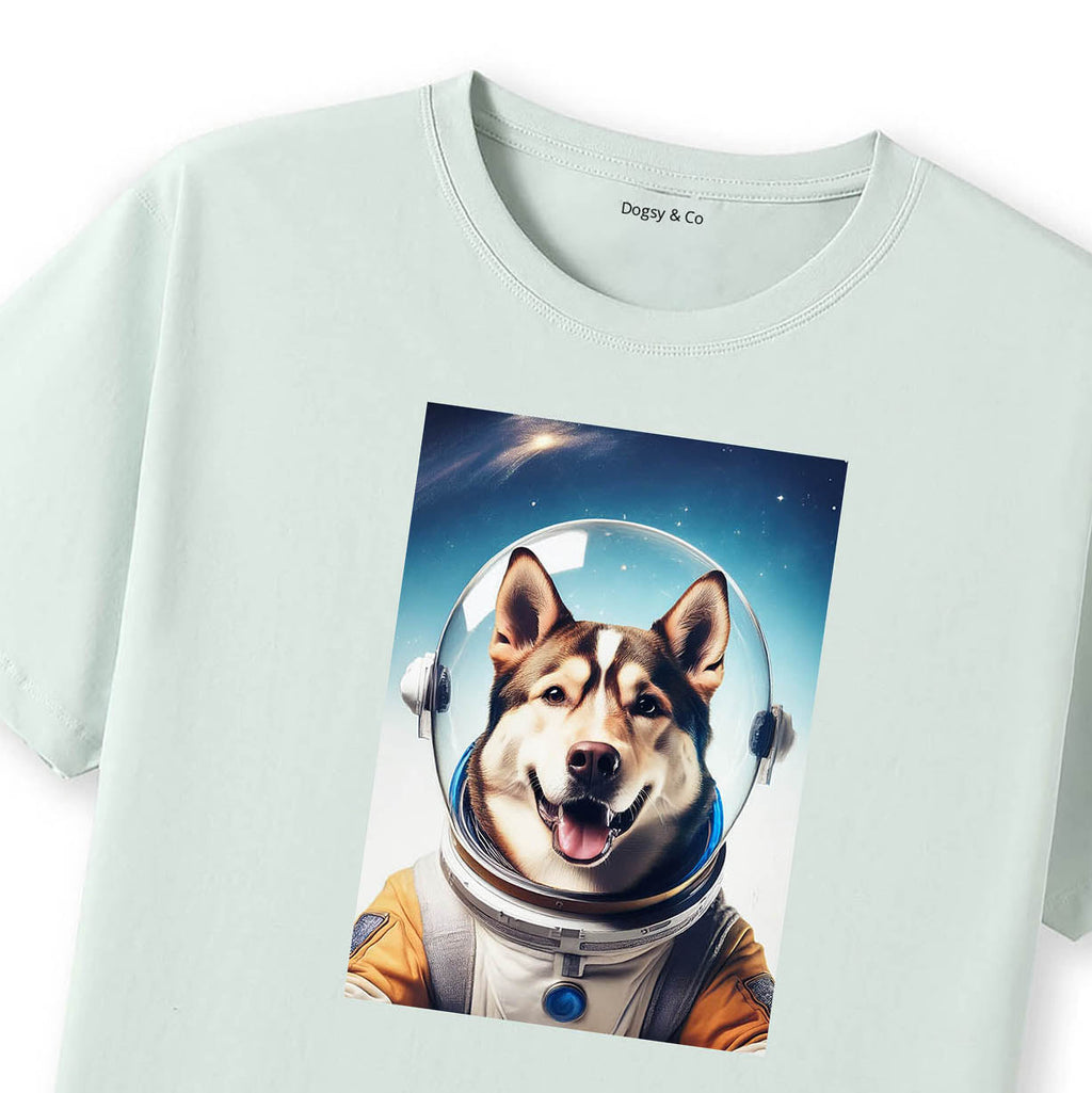 Mint T-Shirt Close Up